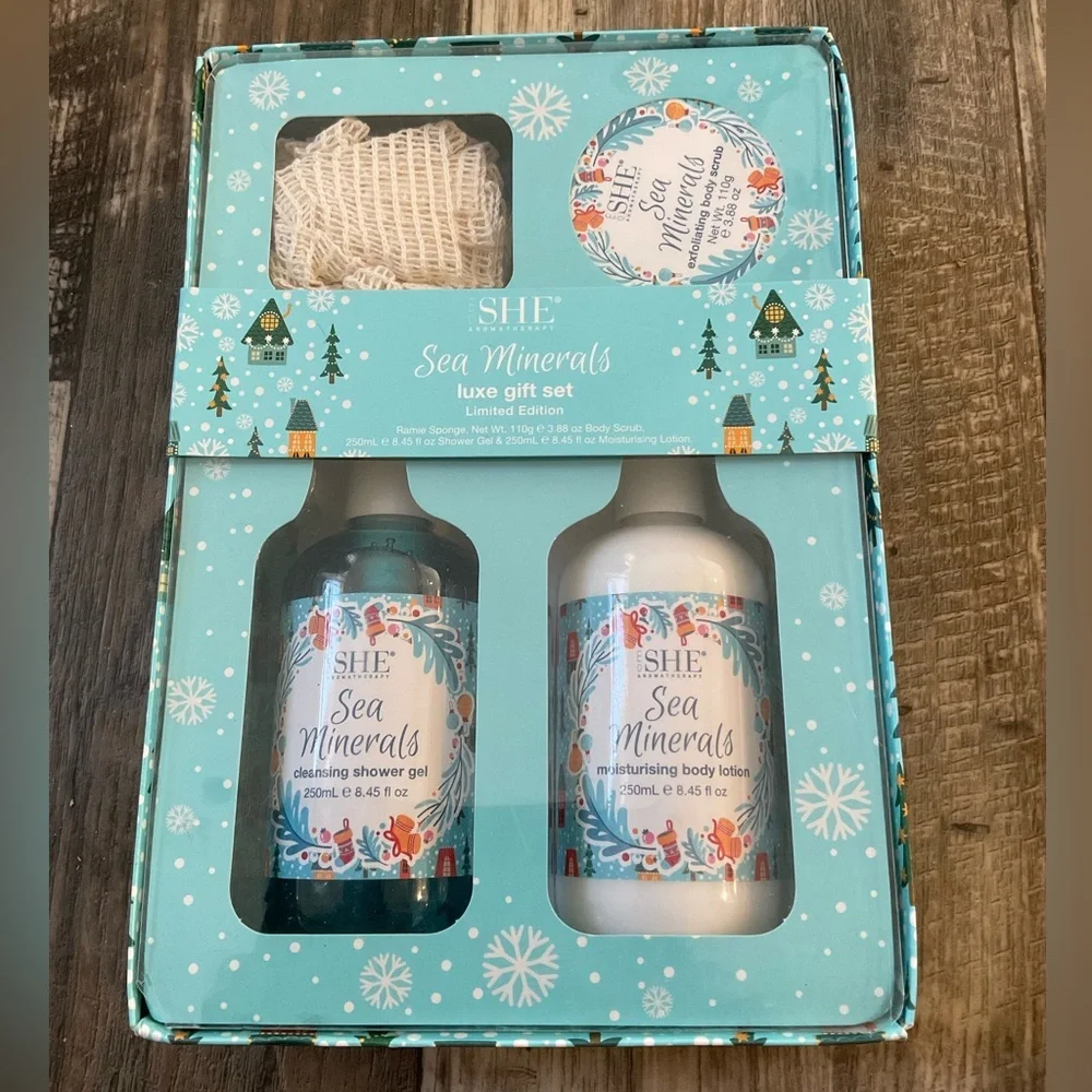 SHE Aromatherapy Sea Minerals Luxe Shower Gel & Body Scrub Gift Set